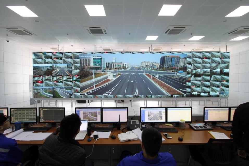 多屏聯(lián)動(dòng)技術(shù),指揮中心,開啟全城態(tài)勢(shì),智能掌控新時(shí)代